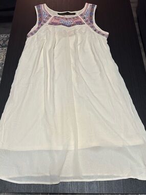 Xhilaration Cream Tank with Multicolor Embroidered Yoke